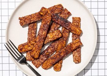 Chewy Pan-fried Tempeh Bacon with Maple