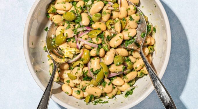Marinated White Bean Side Salad with Olives